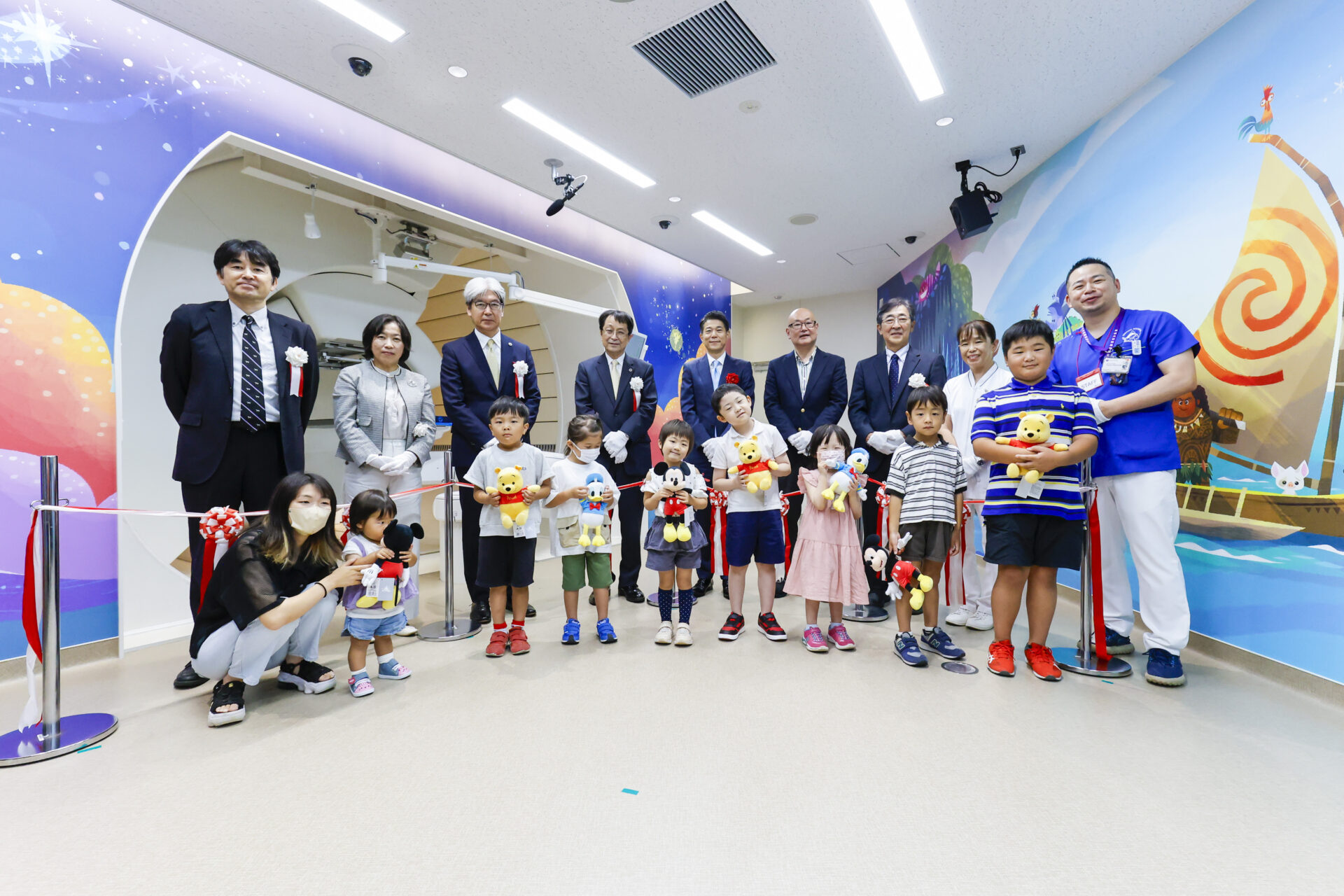 国内初、ディズニーが大学病院のがん治療施設で過ごすこどもたちを応援!キャラクターが描かれた壁紙などを提供