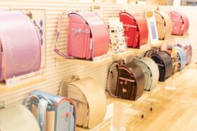ふわりぃランドセル、九州初の直営店「ふわりぃ福岡ももち店」を2月27日（金）にオープンへ