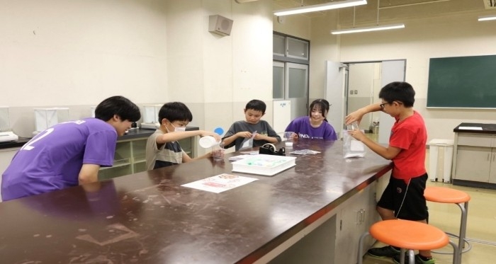 近畿大学工学部のサイエンスラボ部、東広島市で親子向け科学ワークショップを実施へ　冷却パックとスライム作りを体験